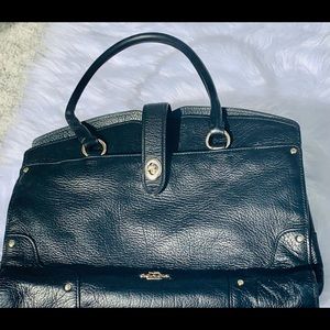 Coach leather carryall tote is highly functional, classic sophistication NWOT